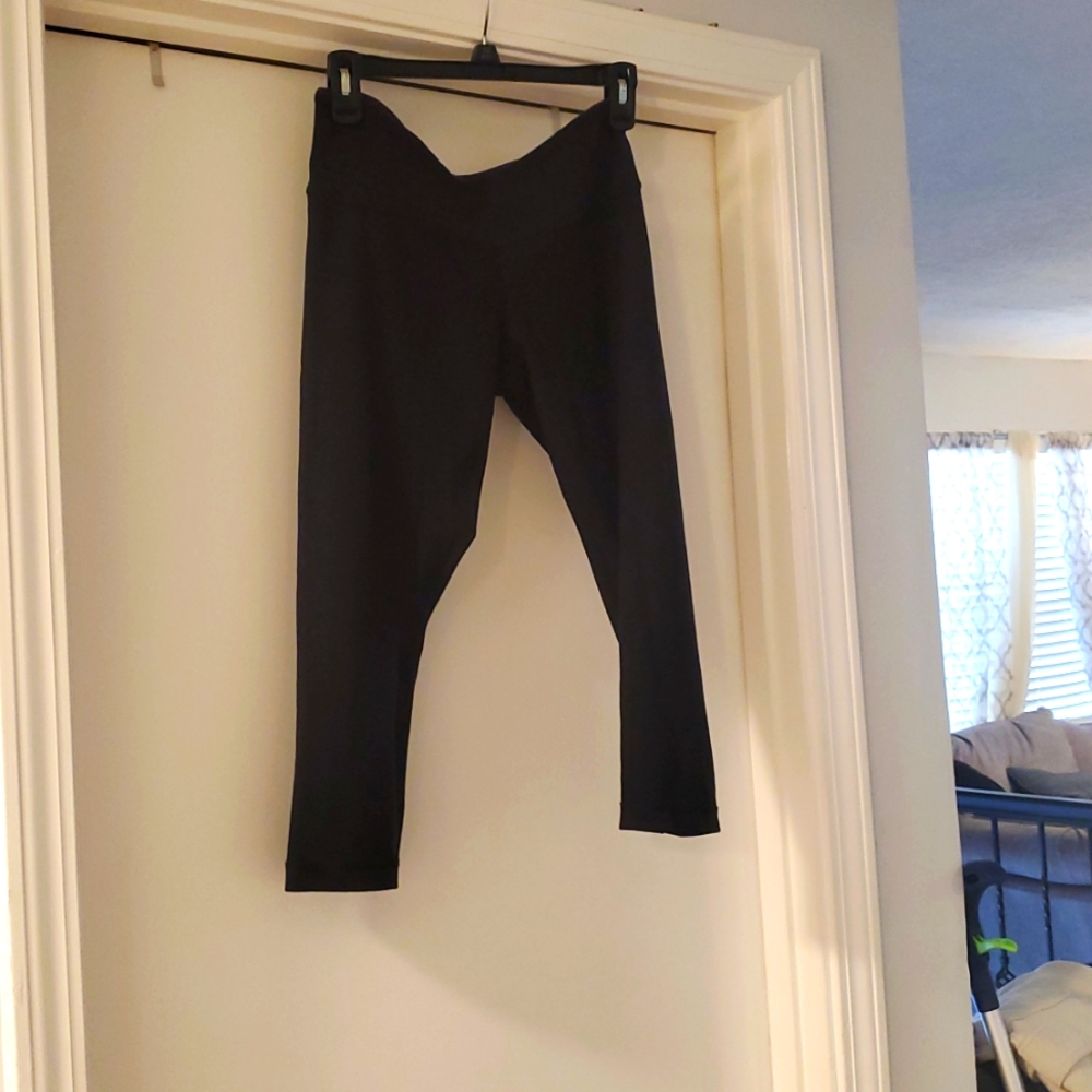 Lululemon leggings capri